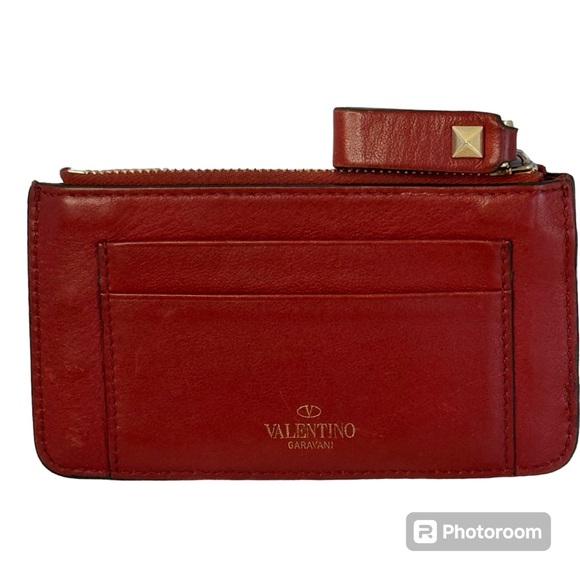 VALENTINO GARAVANI Red Rockstud Unisex Calfskin Key Coin Wallet - Picture 2 of 5